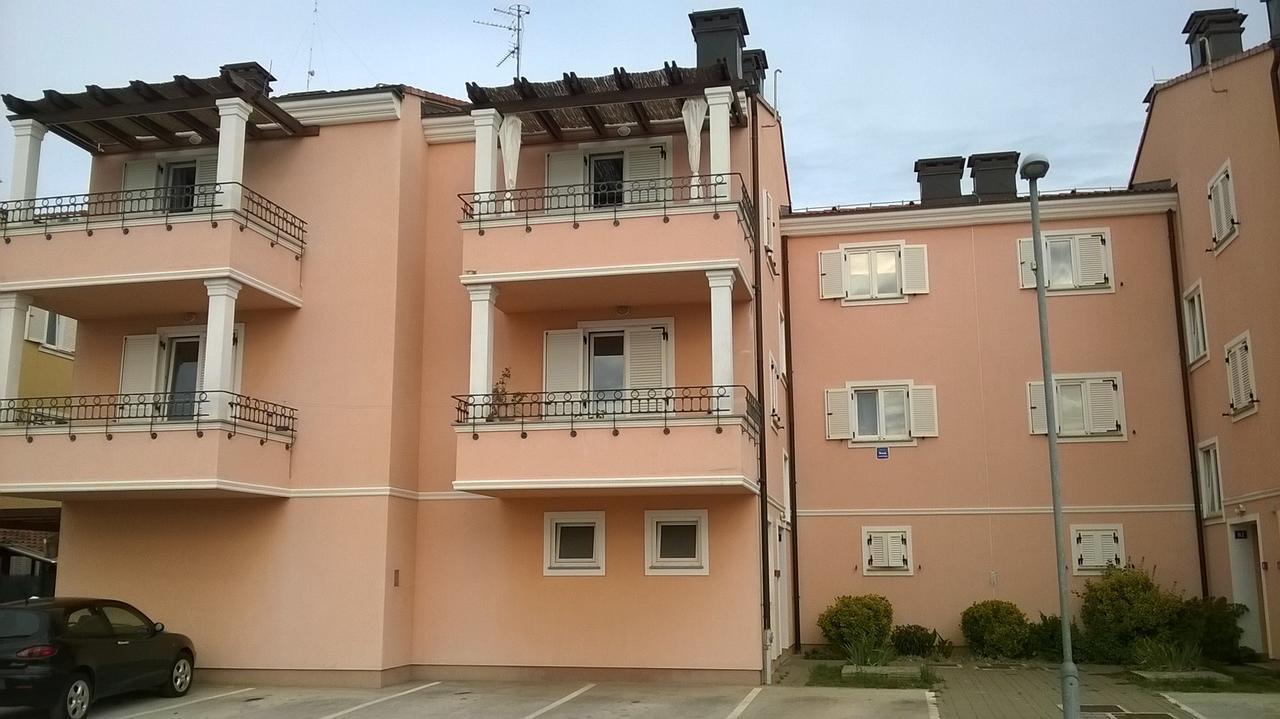 Vile Park Apartment Pola Esterno foto
