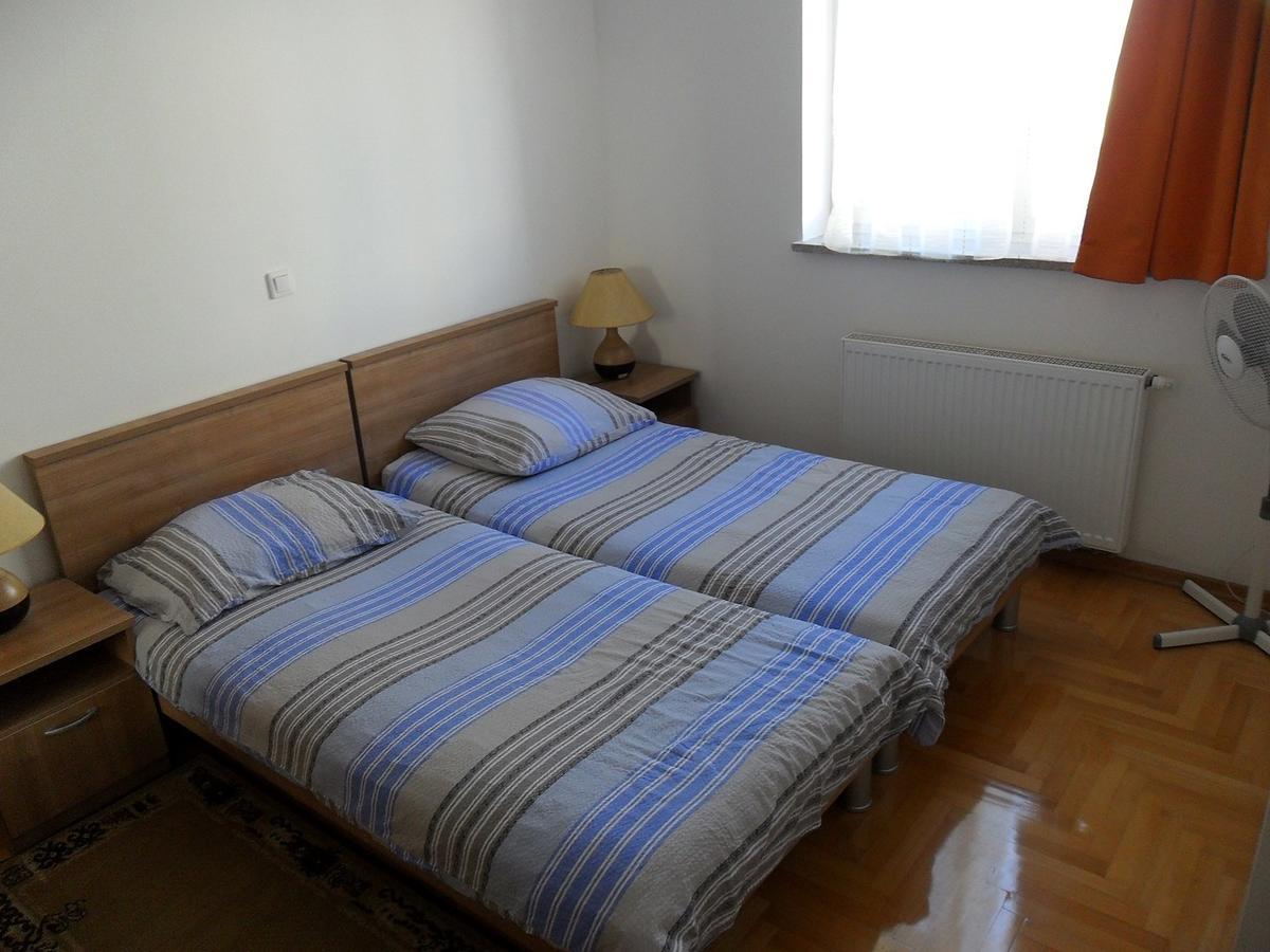 Vile Park Apartment Pola Esterno foto